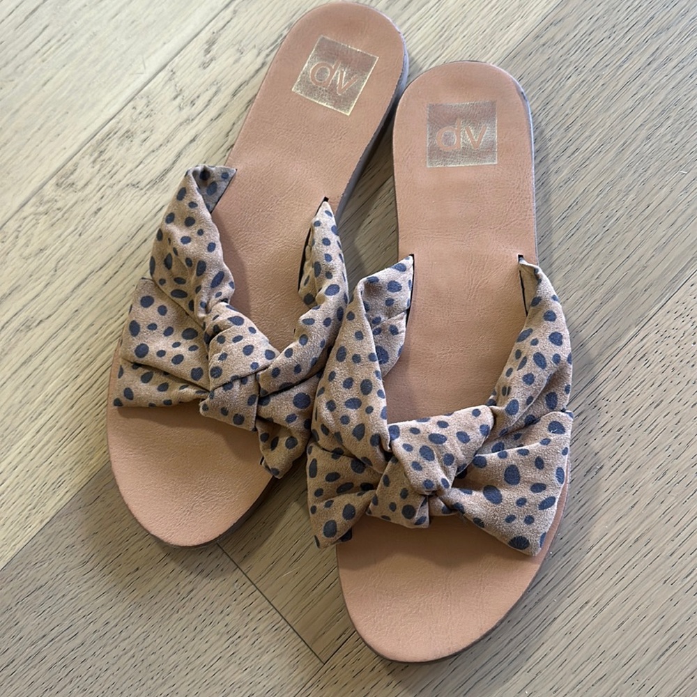 DV by Dolce Vita spot leopard sandals
